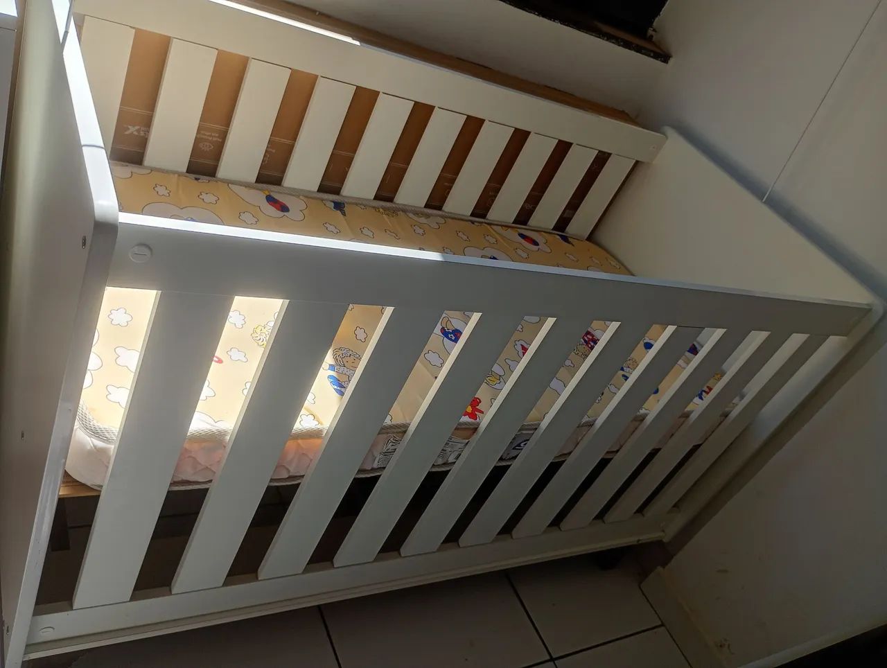 Berço completo com bebê conforto - ótimo estado. - Foto 2
