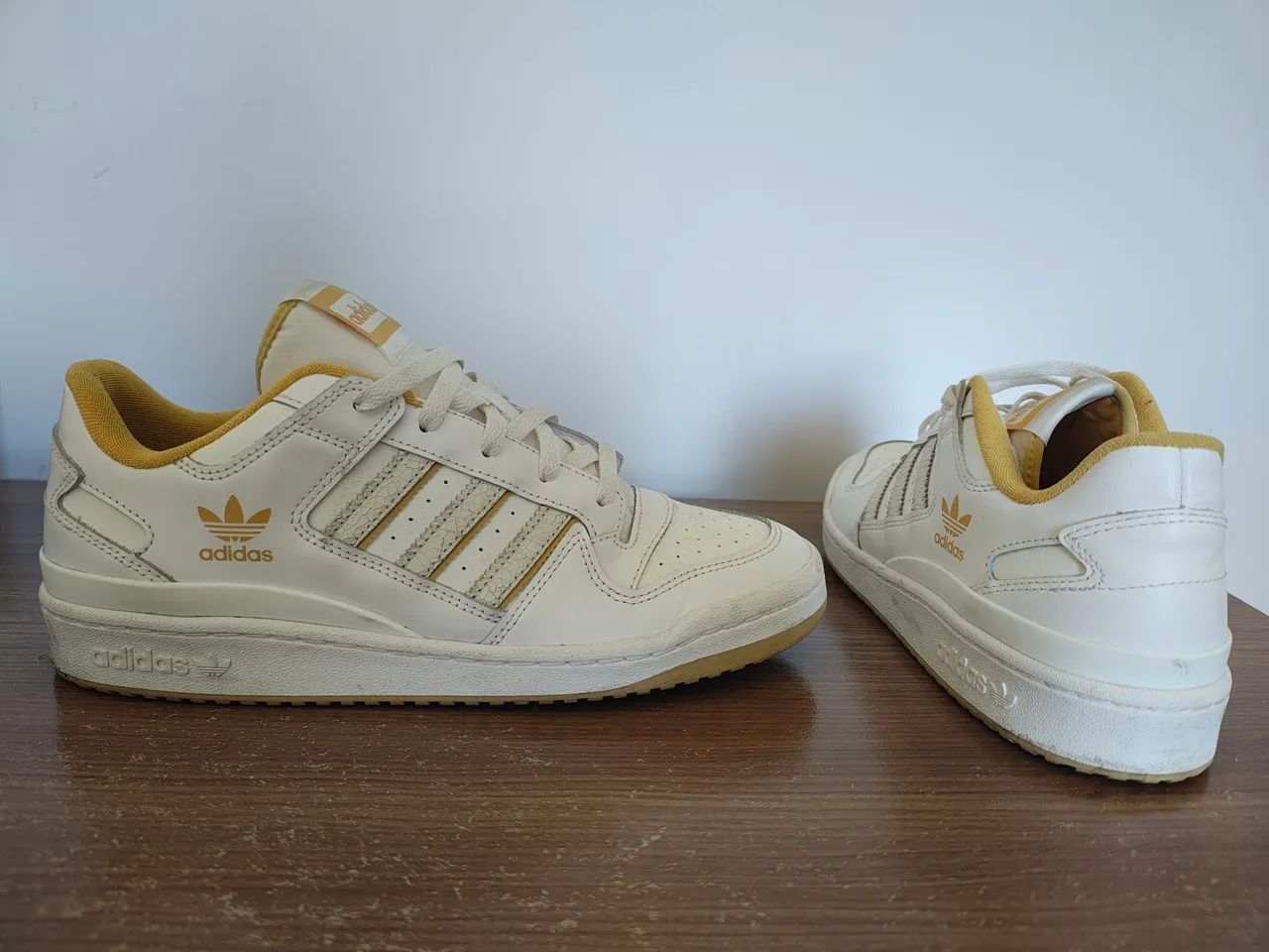 Tênis Adidas Fórum Low CL 41 usado - Foto 4