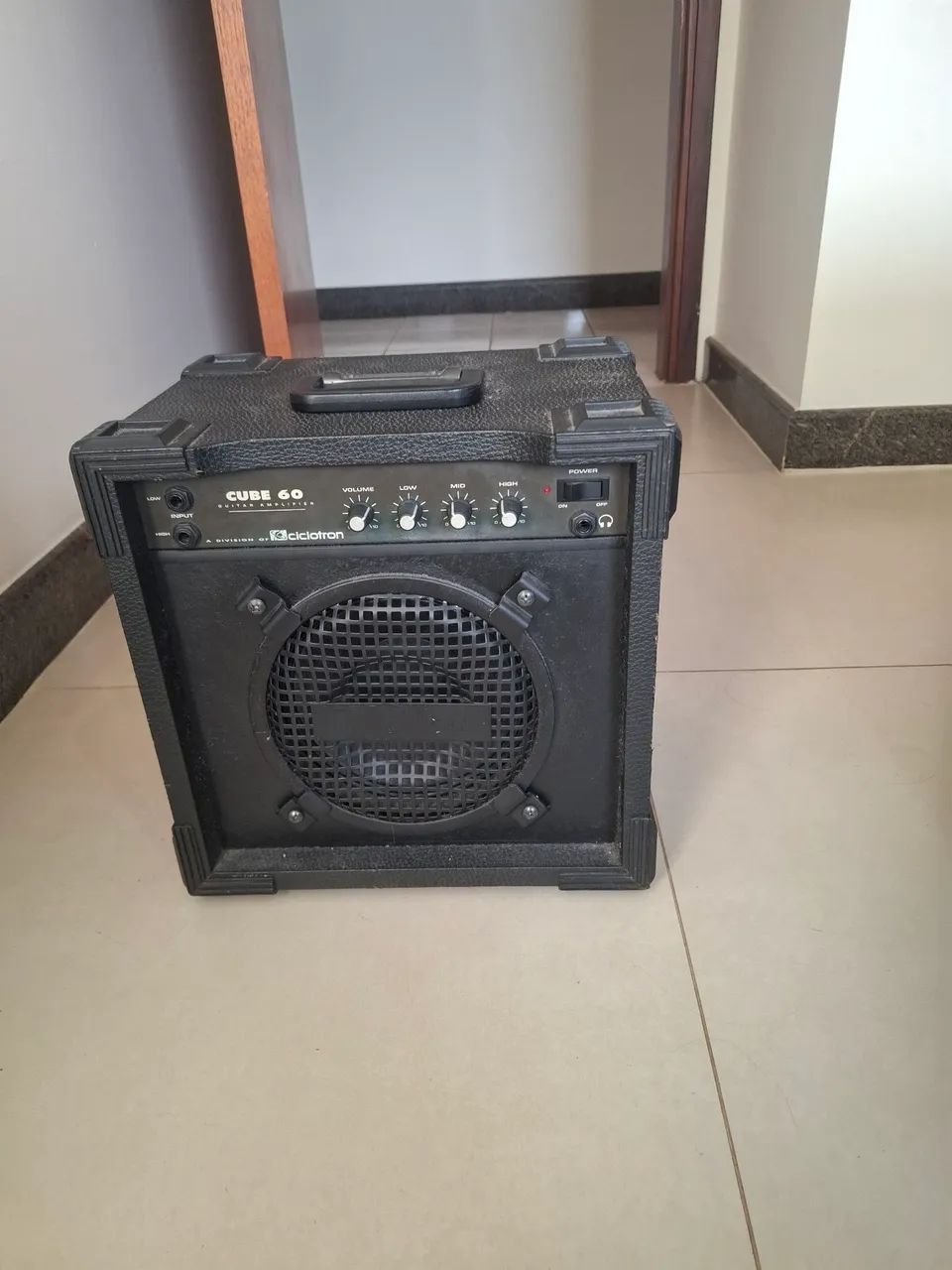 Amplificador Cube 60