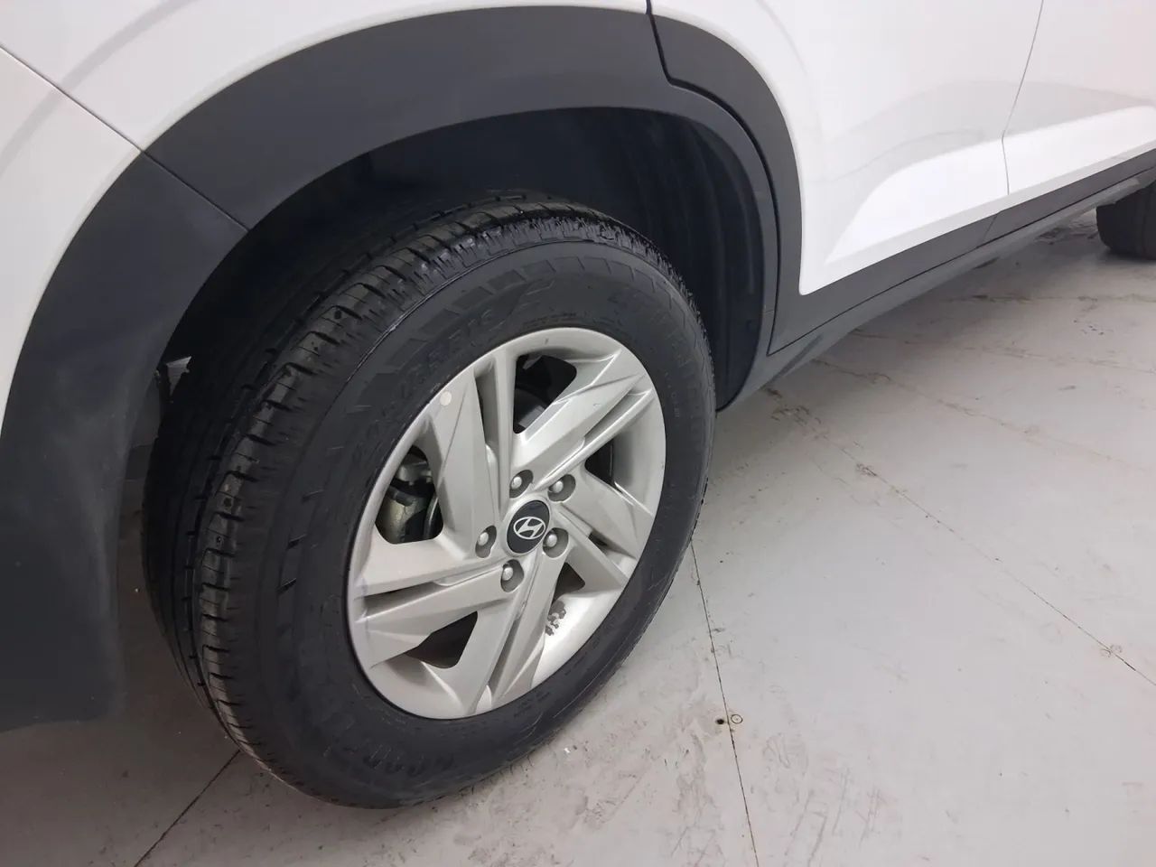 Hyundai Creta Comfort 1.0 TB 12V Flex Aut., foto 14 de 18
