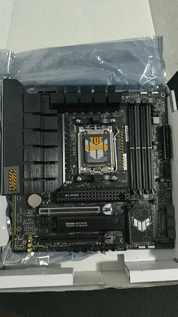 PLACA MAE AM5 B650 ASUS TUF - Foto 3