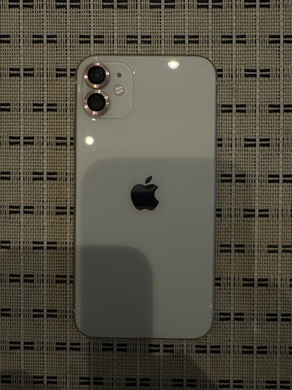 iPhone 11 Branco - 64GB  - Foto 2