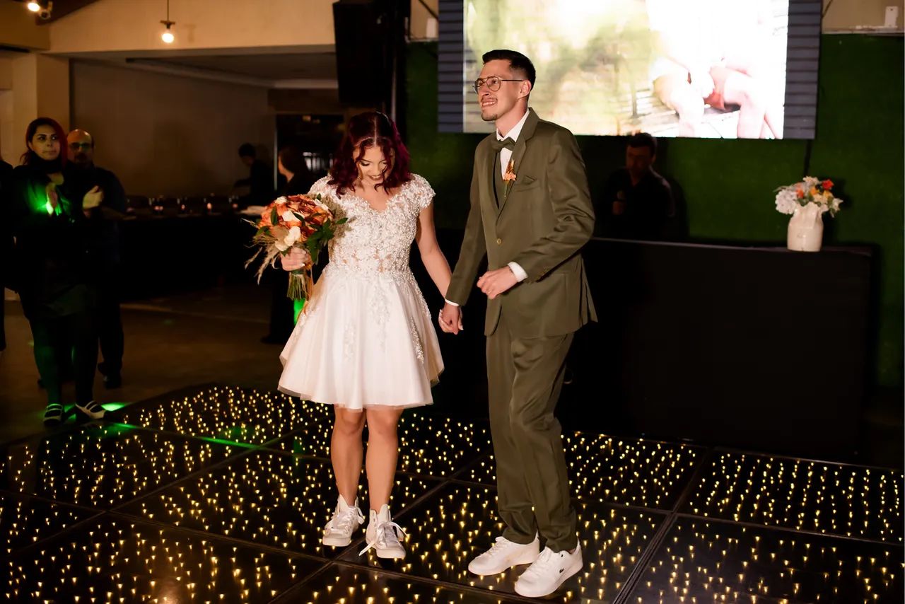 Vestido Noiva 2x1 Bordado em pérolas  - Foto 2