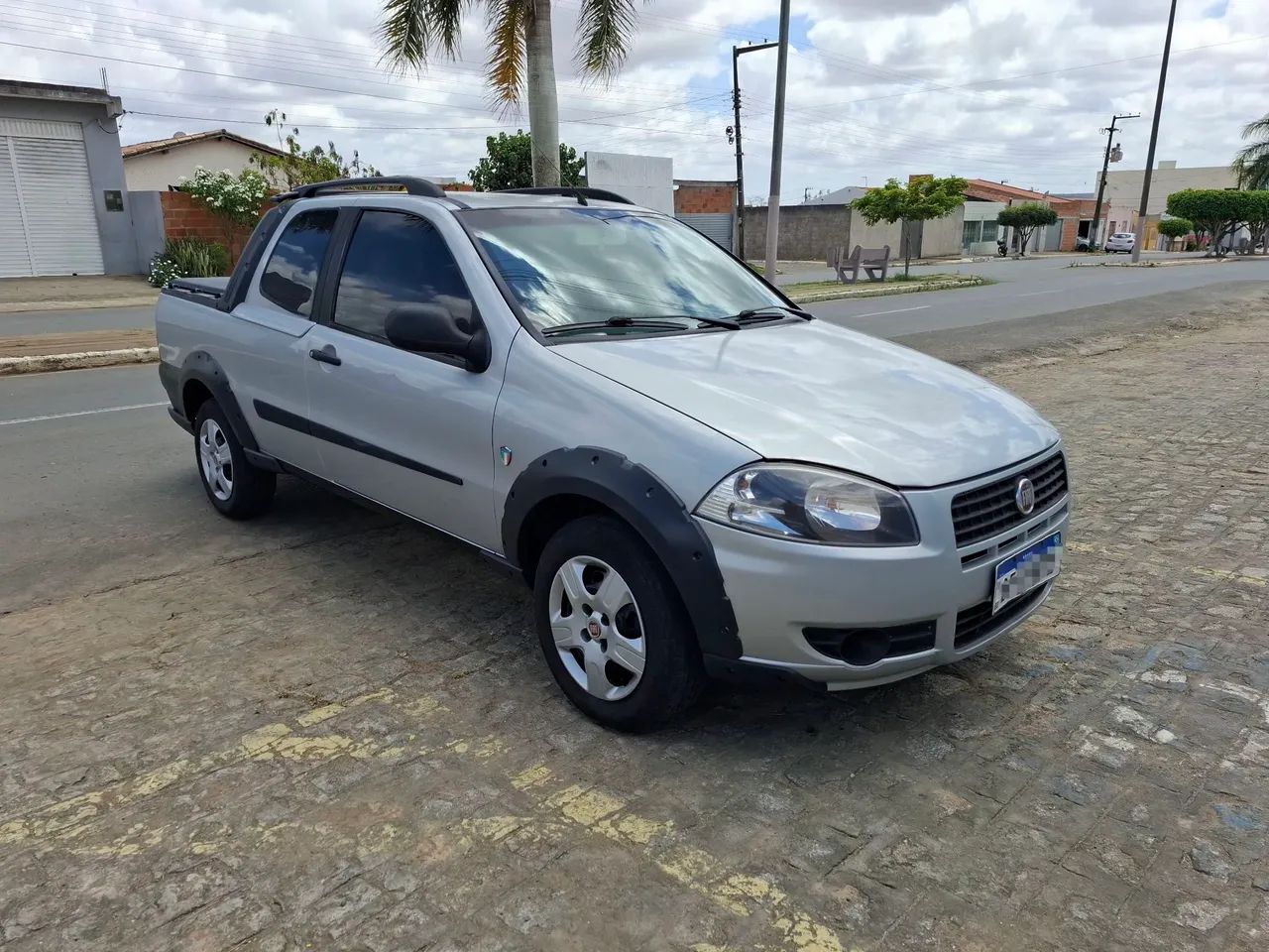 Fiat Strada Working 1.4 MPI Fire Flex 8V CD 2013