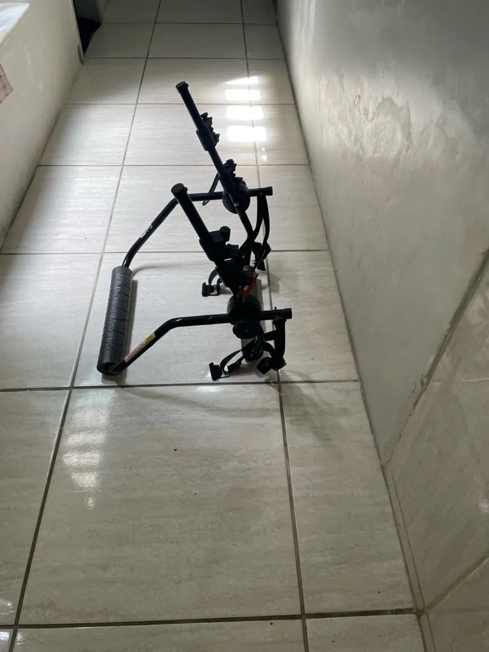 Suporte de bicicleta para automóvel  - Foto 2