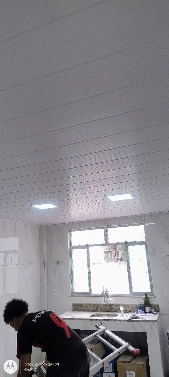 Rebaixamento de Teto em PVC Baixada Fluminense. - Foto 4