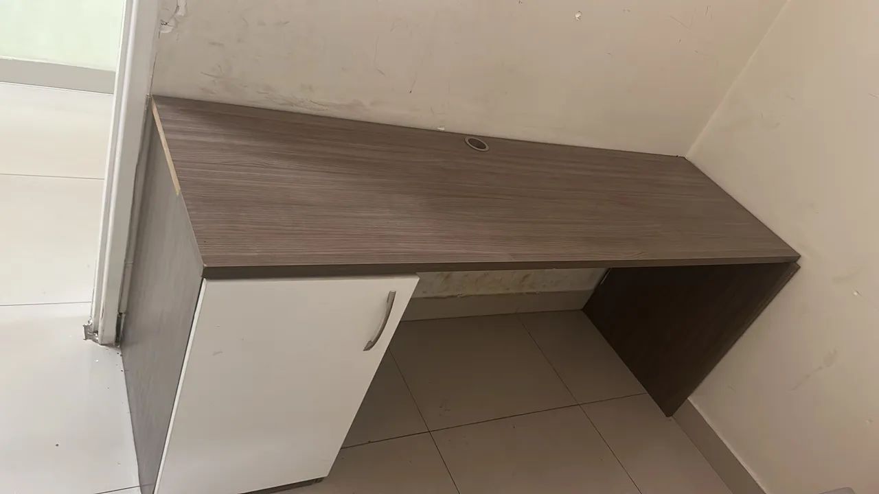 Mesa escritório/estudo 