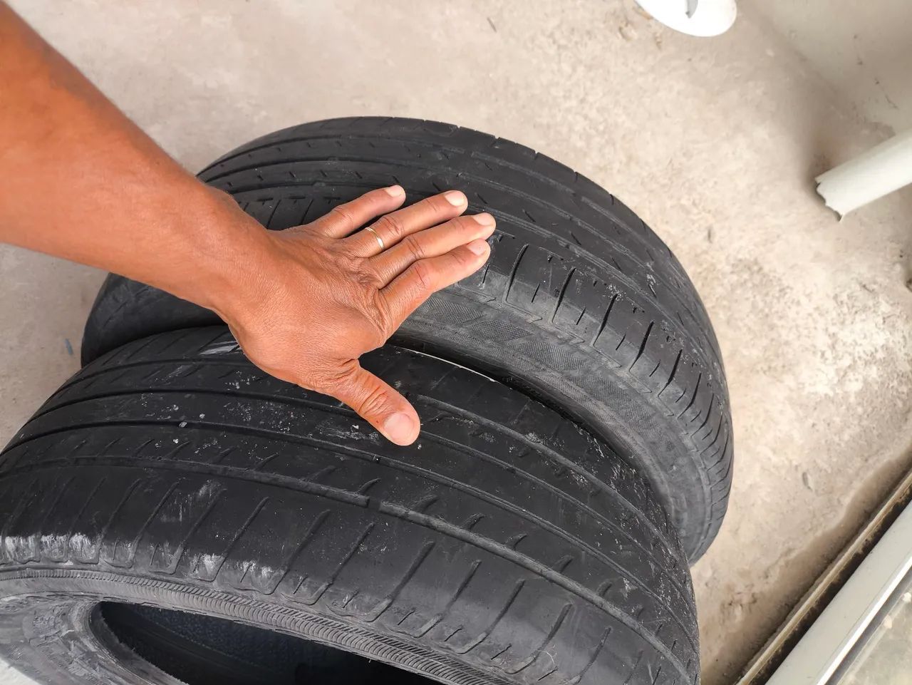 Pneus meia vida 15 - Foto 5