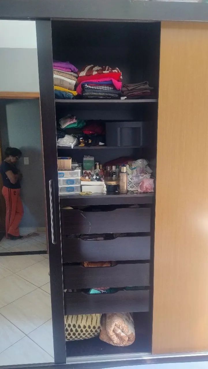 Guarda roupa semi novo no precinho  - Foto 5