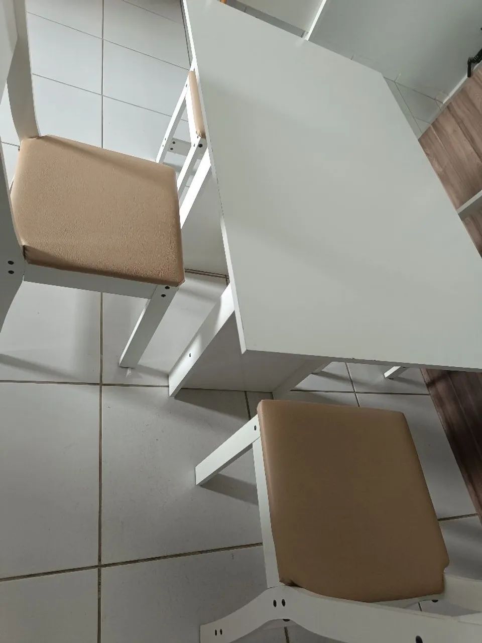 Mesa com 4 cadeiras - Foto 4