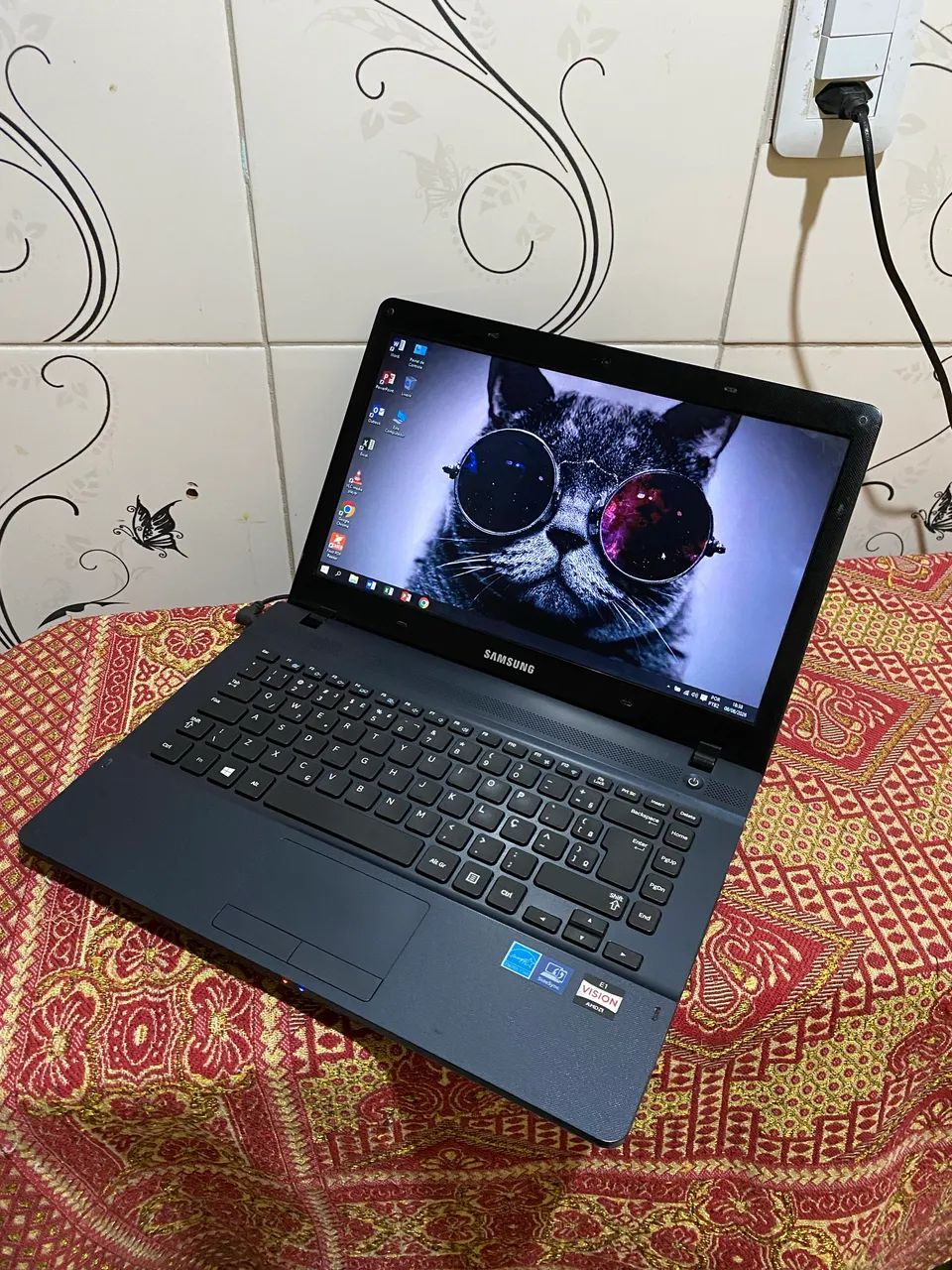 Notebook Samsung AMD / HD 500gb e 4gb ram / Tela de 14 polegadas - Foto 3