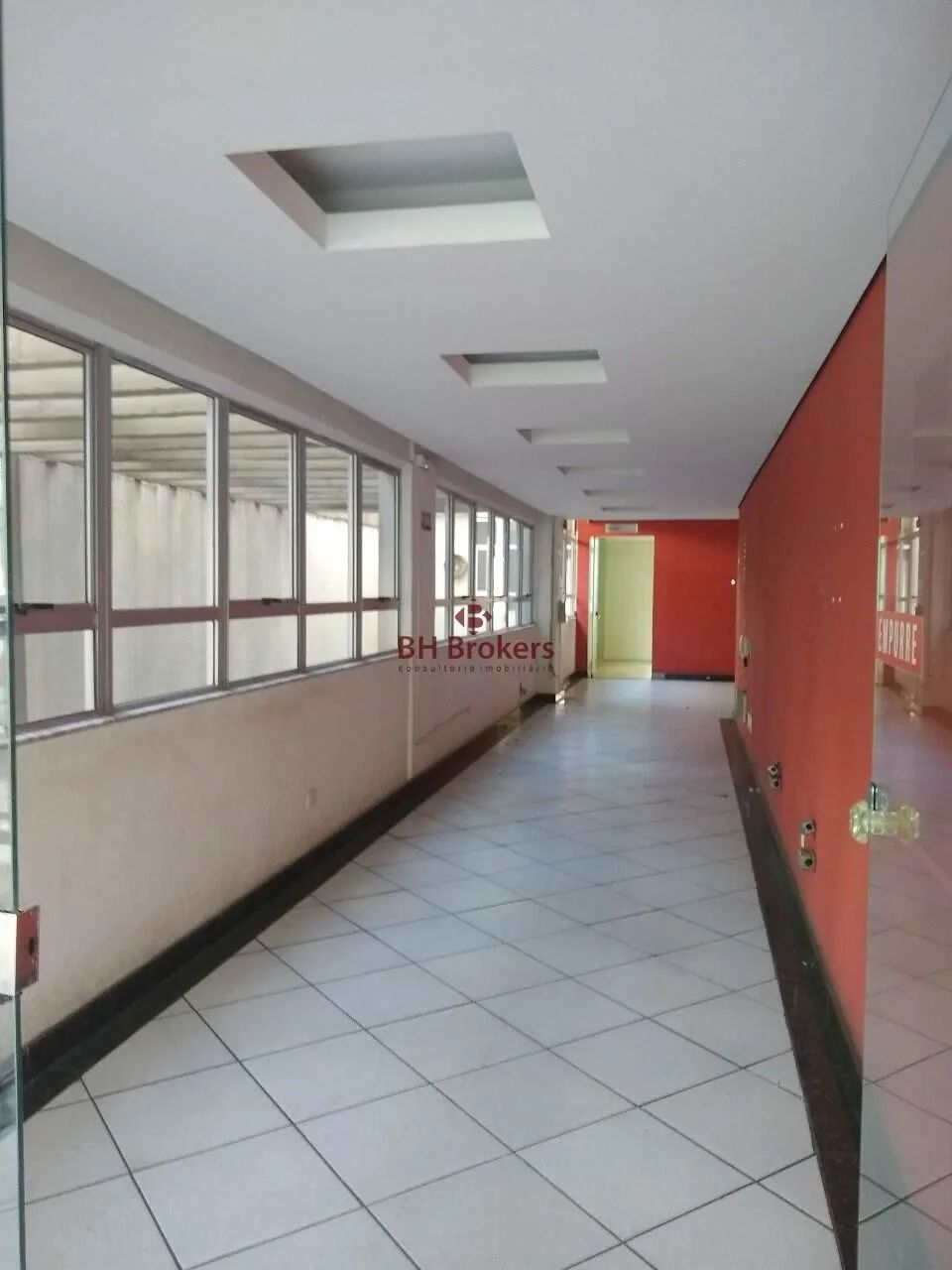 PRÉDIO COMERCIAL EM EXCELENTE LOCALIZAÇÃO - Foto 5