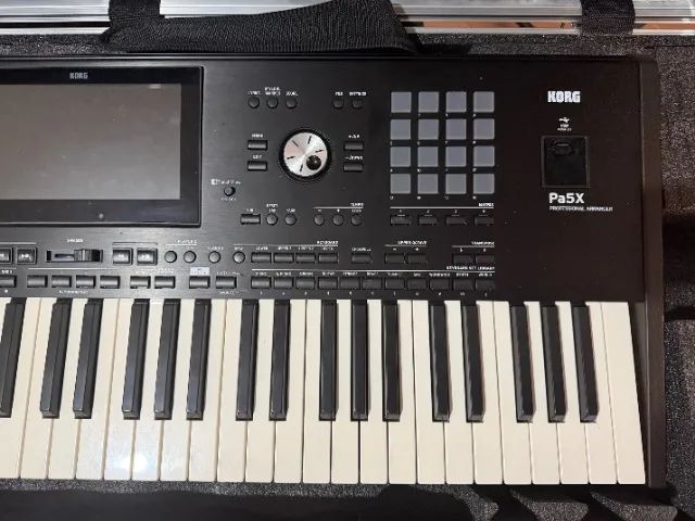 Teclado Korg PA5X - Novo (Nunca Usado) com Hard Case - Foto 3