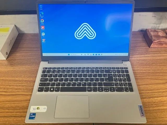 Notebook Lenovo i5-1235U-12ºGer / 8gb Ram / 512gbSSD