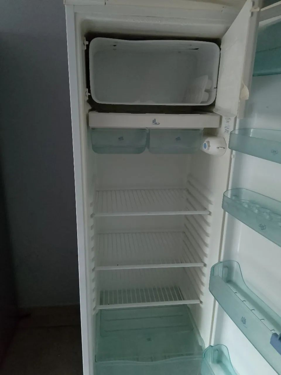 Geladeira Eletrolux  - Foto 3