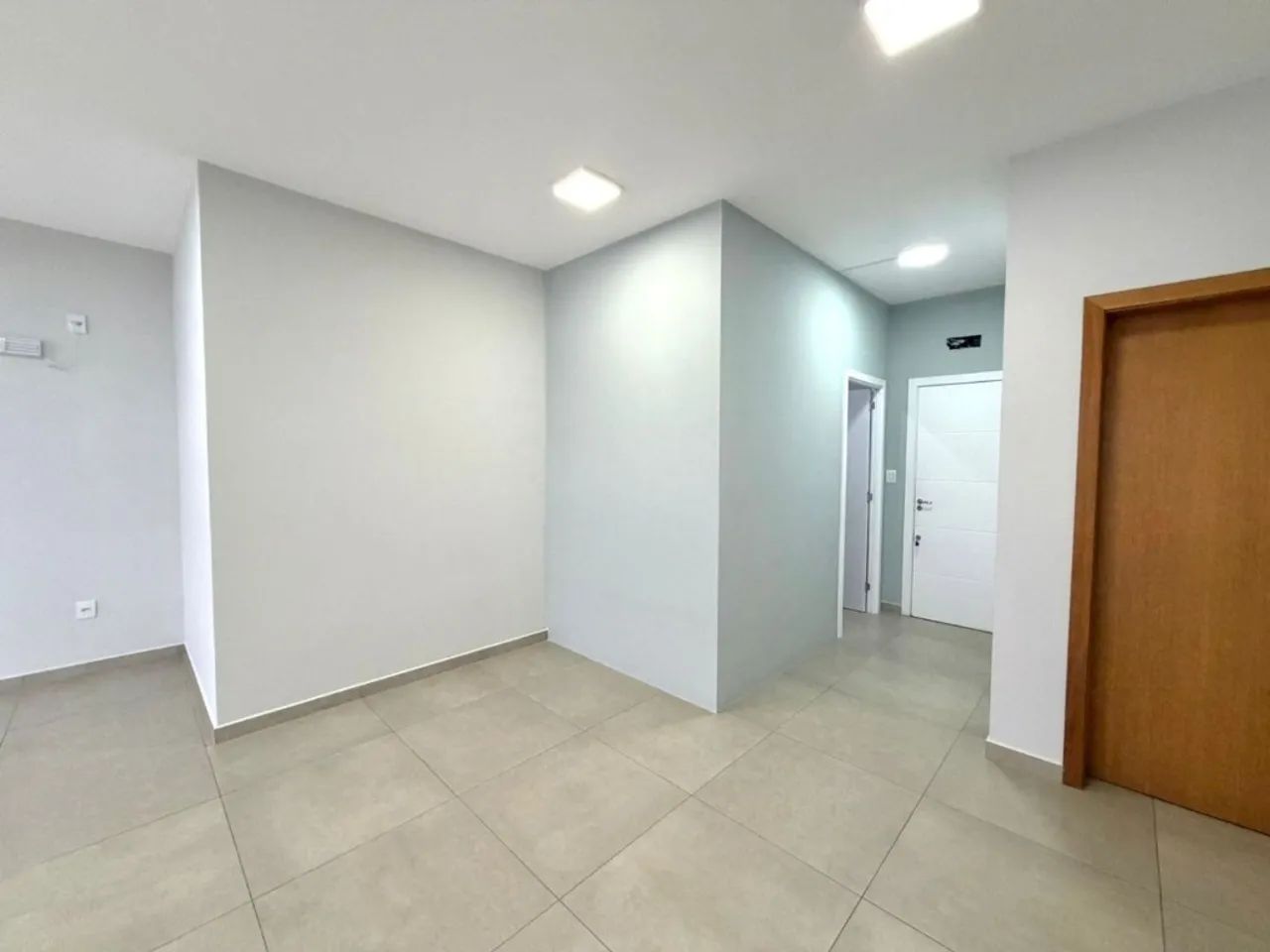 Sala Comercial para Locação no Centro de Balneário Piçarras - Foto 5