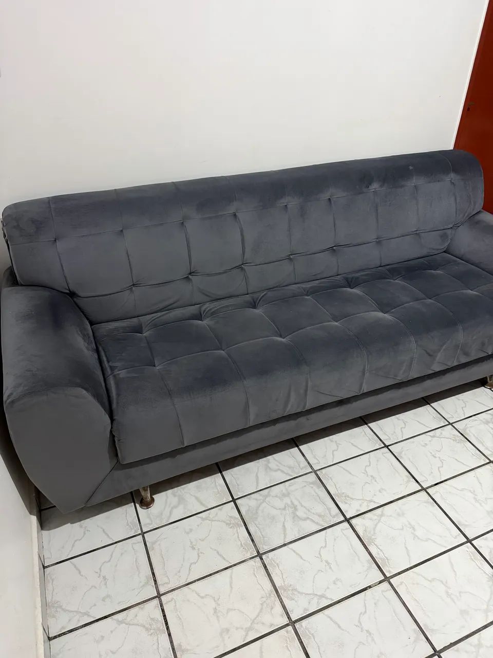 SOFÁ EM EXCELENTE ESTADO 
