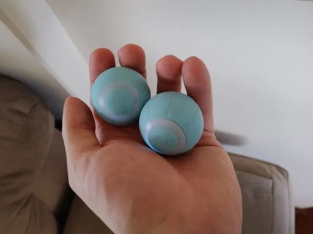 duas bolas giroscopio brinquedo para gatos cães - Foto 2
