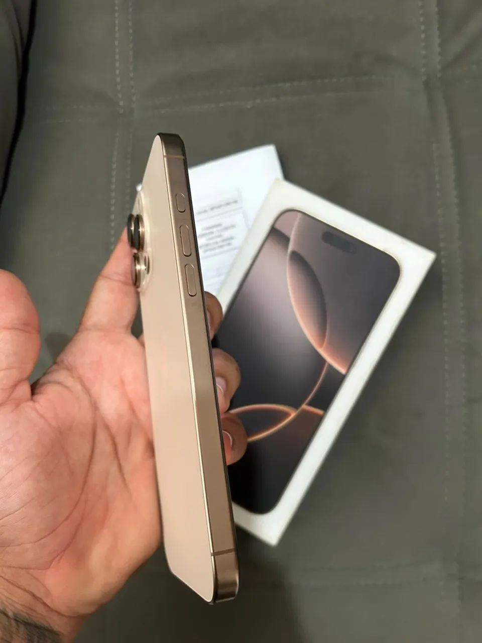 IPhone 16 Pro Max - Foto 3