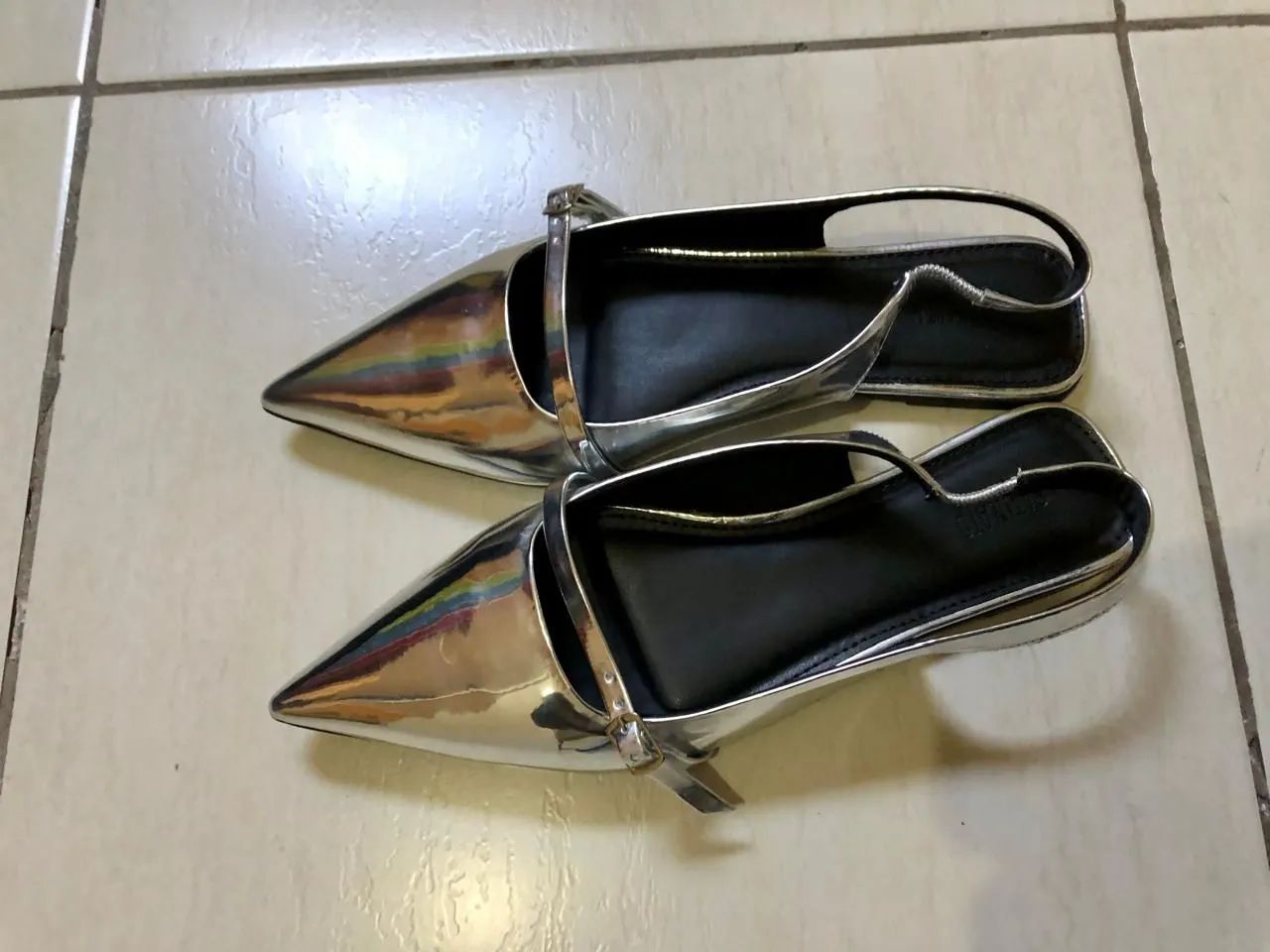 Sapato dourado 38 - Foto 3