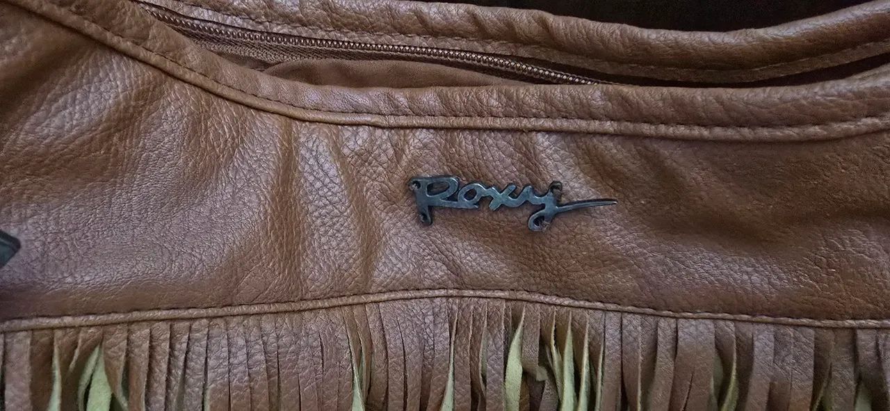 Bolsa Roxy de franja e de couro veio dos EUA - Foto 3