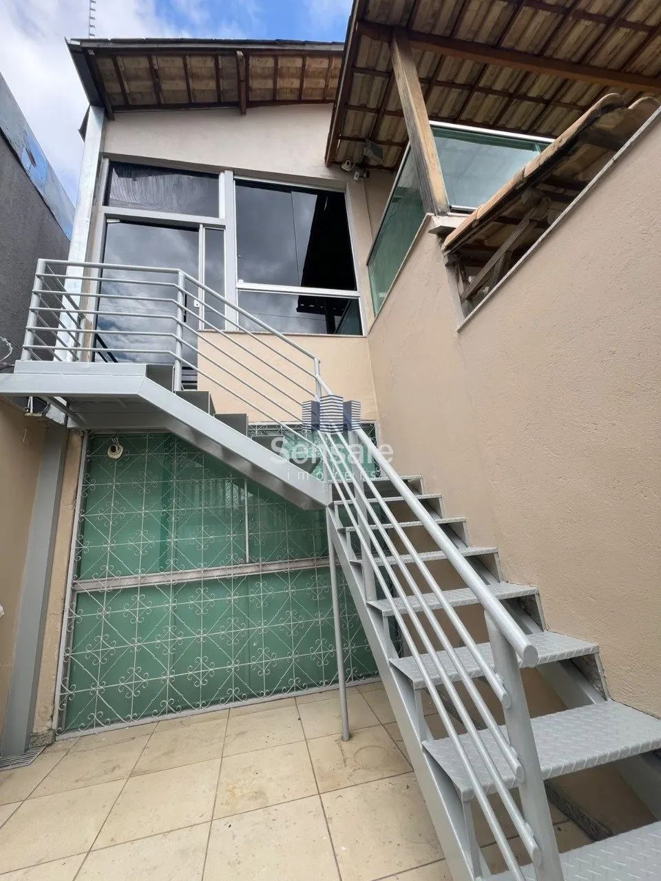 ALUGUEL CASA COMERCIAL NOVA SUISSA 4 QUARTOS - Foto 4