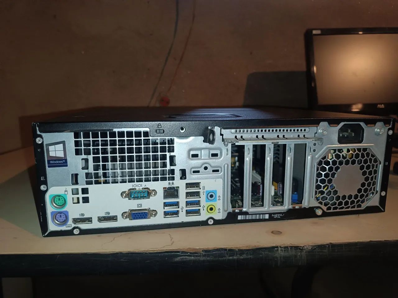 CPU elite desk AMD pro a12 - Foto 3