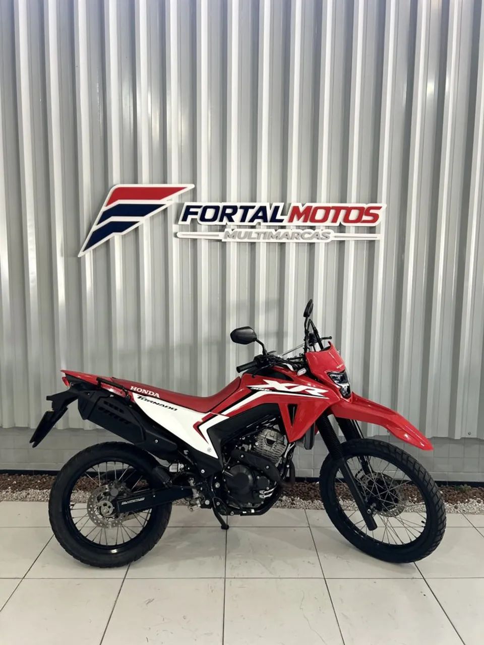 HONDA Tornado 300 2025