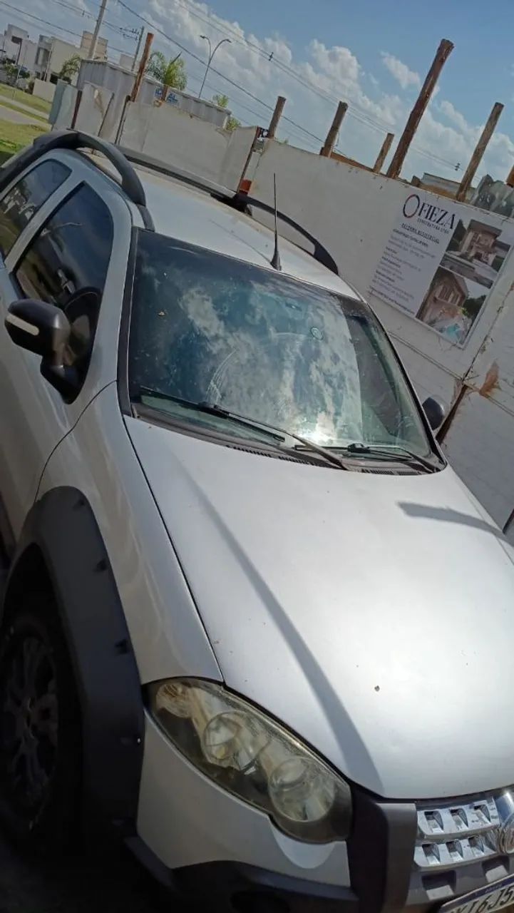 Fiat Strada Adv.1.8 16V Dualogic Flex CD 2012 - Foto 3