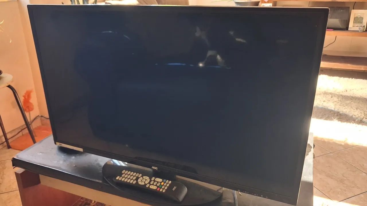 TV AOC 32' LED, Perfeito estado! - Foto 3