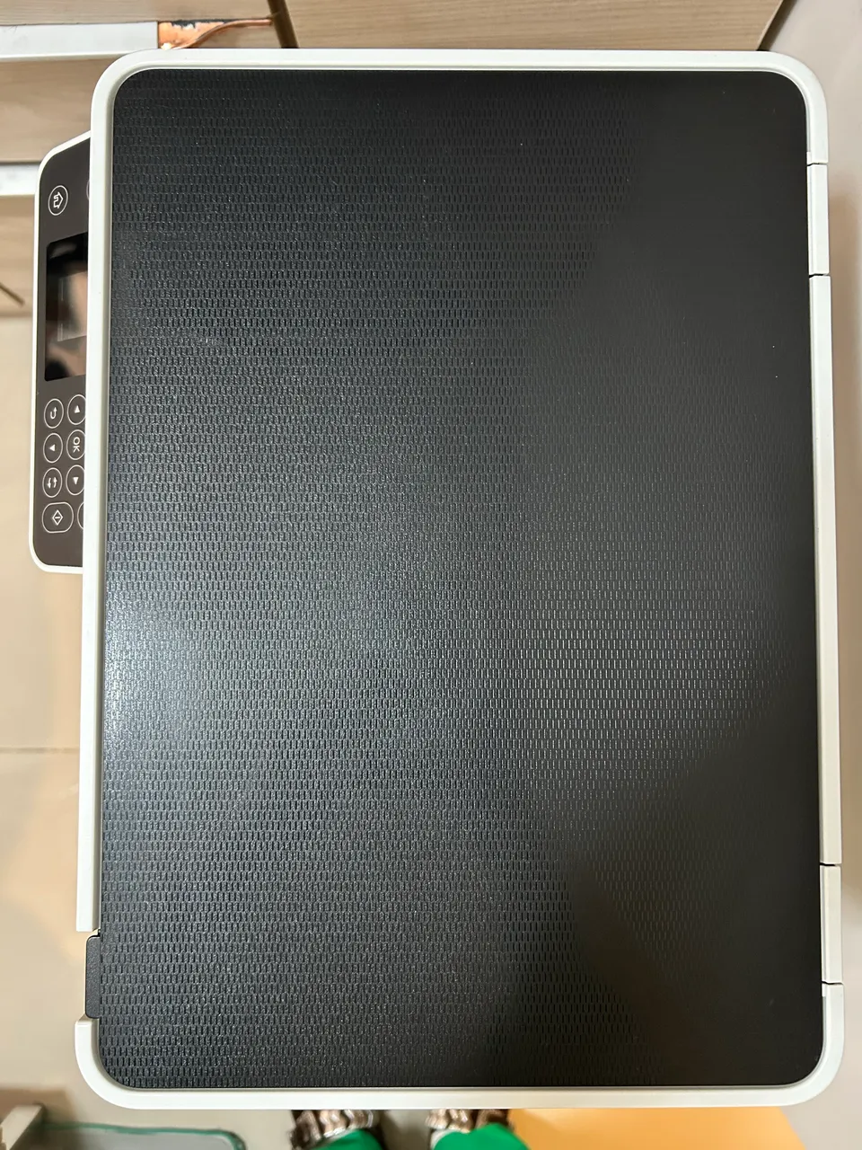 Apple Magic Trackpad 2 USB-C Preto (A3120) aberto para teste