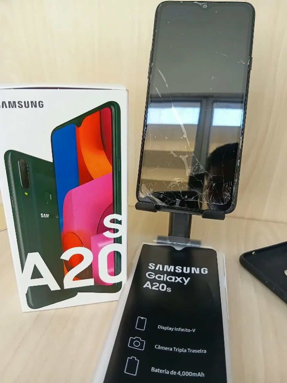 Samsung A20s