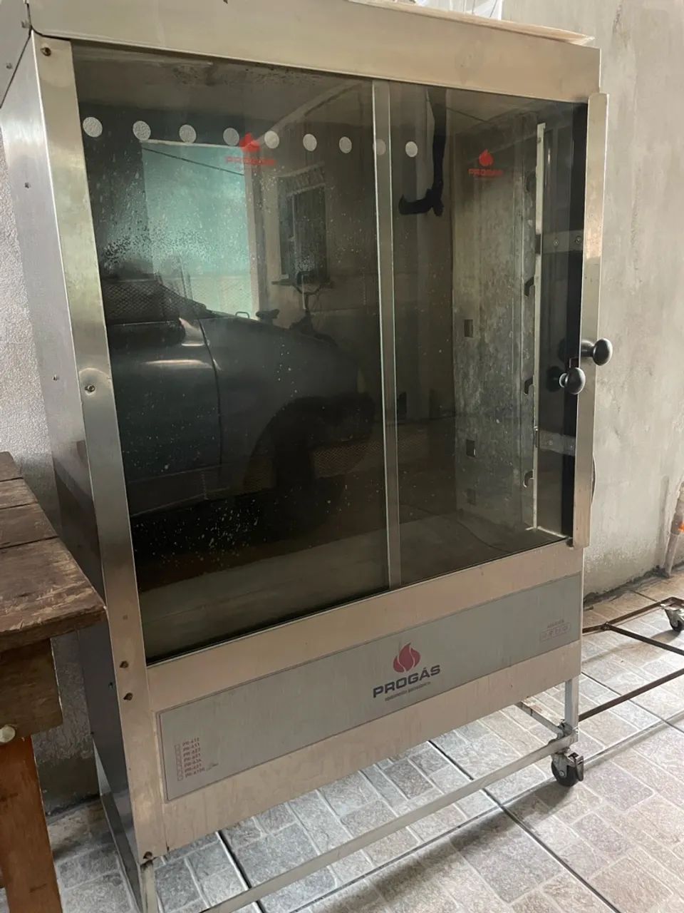 Máquina de assar frango 