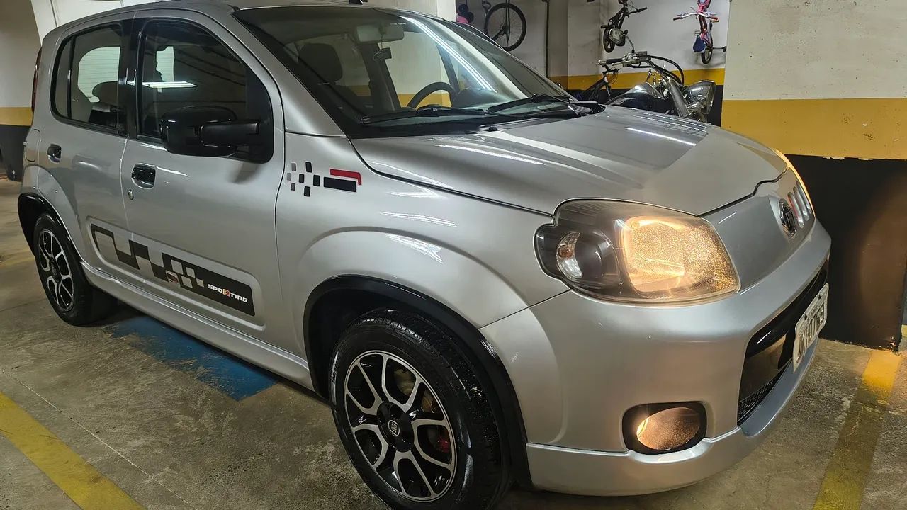 Fiat Uno Sporting 1.4 EVO Fire Flex 8V 4P 2013 - Foto 3