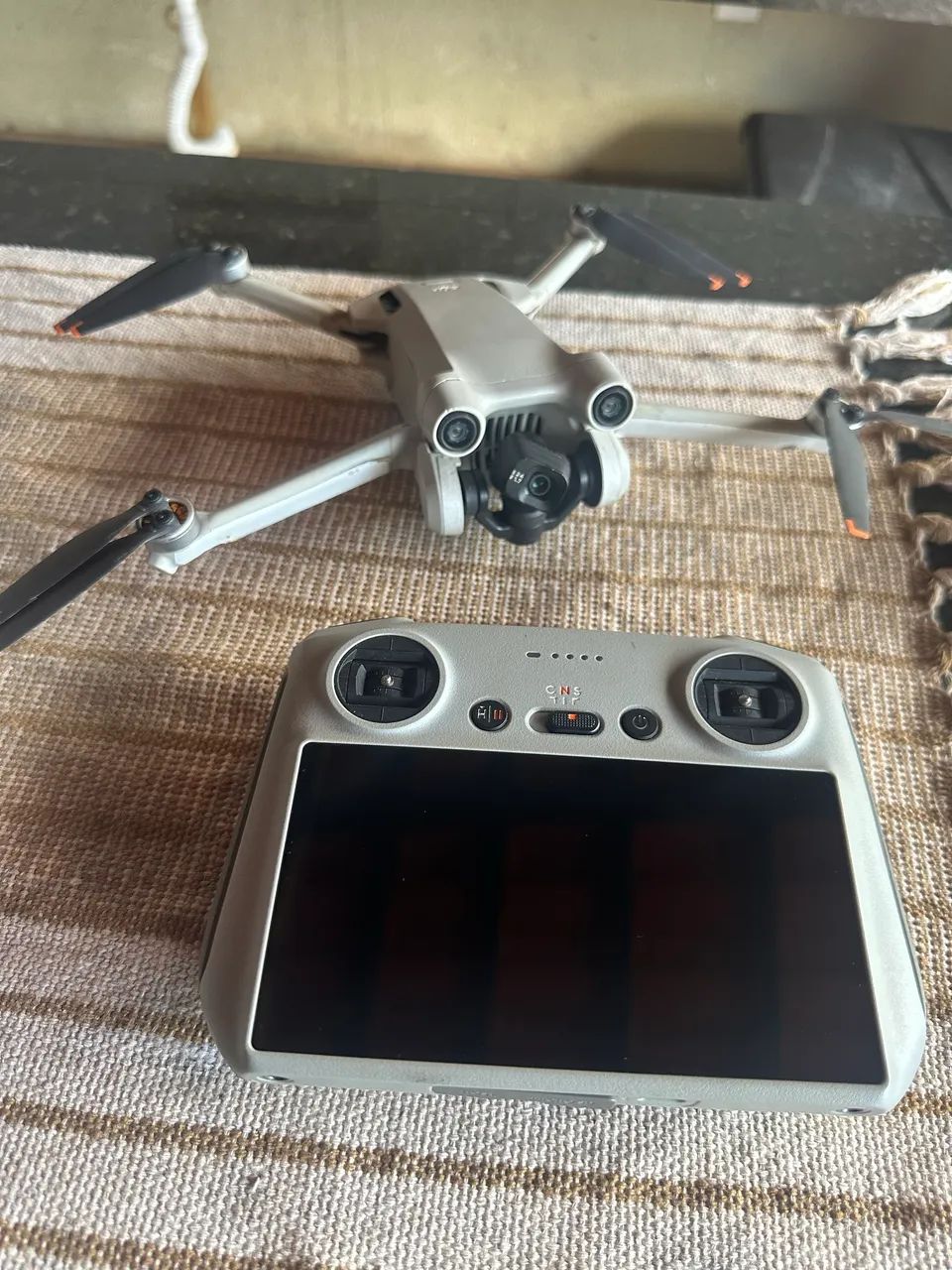 DJI Mini 3 Pro Fly More Combo - DJI RC com Tela Integrada