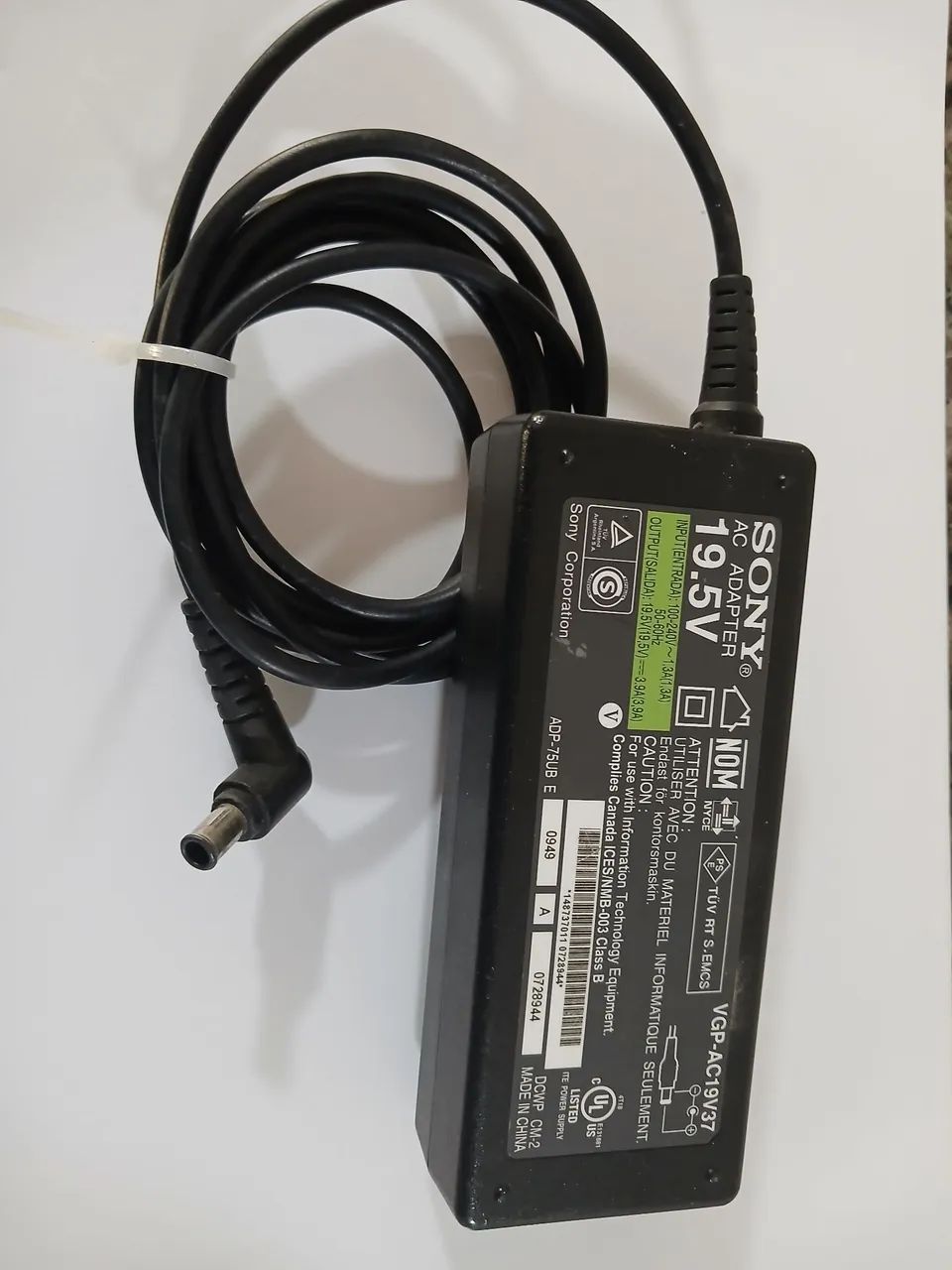 Adaptador Sony VAIO 19.5V