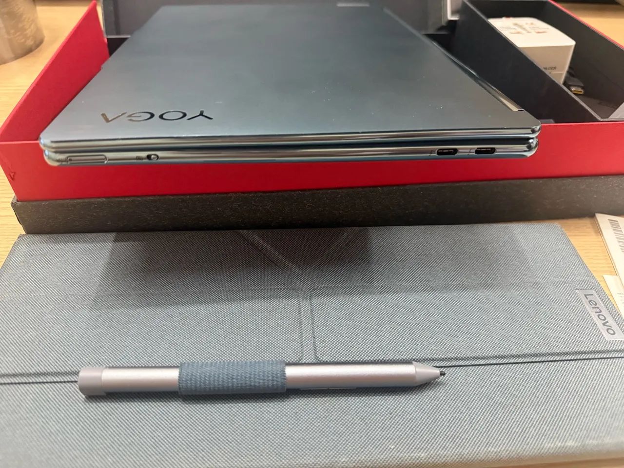 Notebook tablet Yoga book 9 - Foto 5