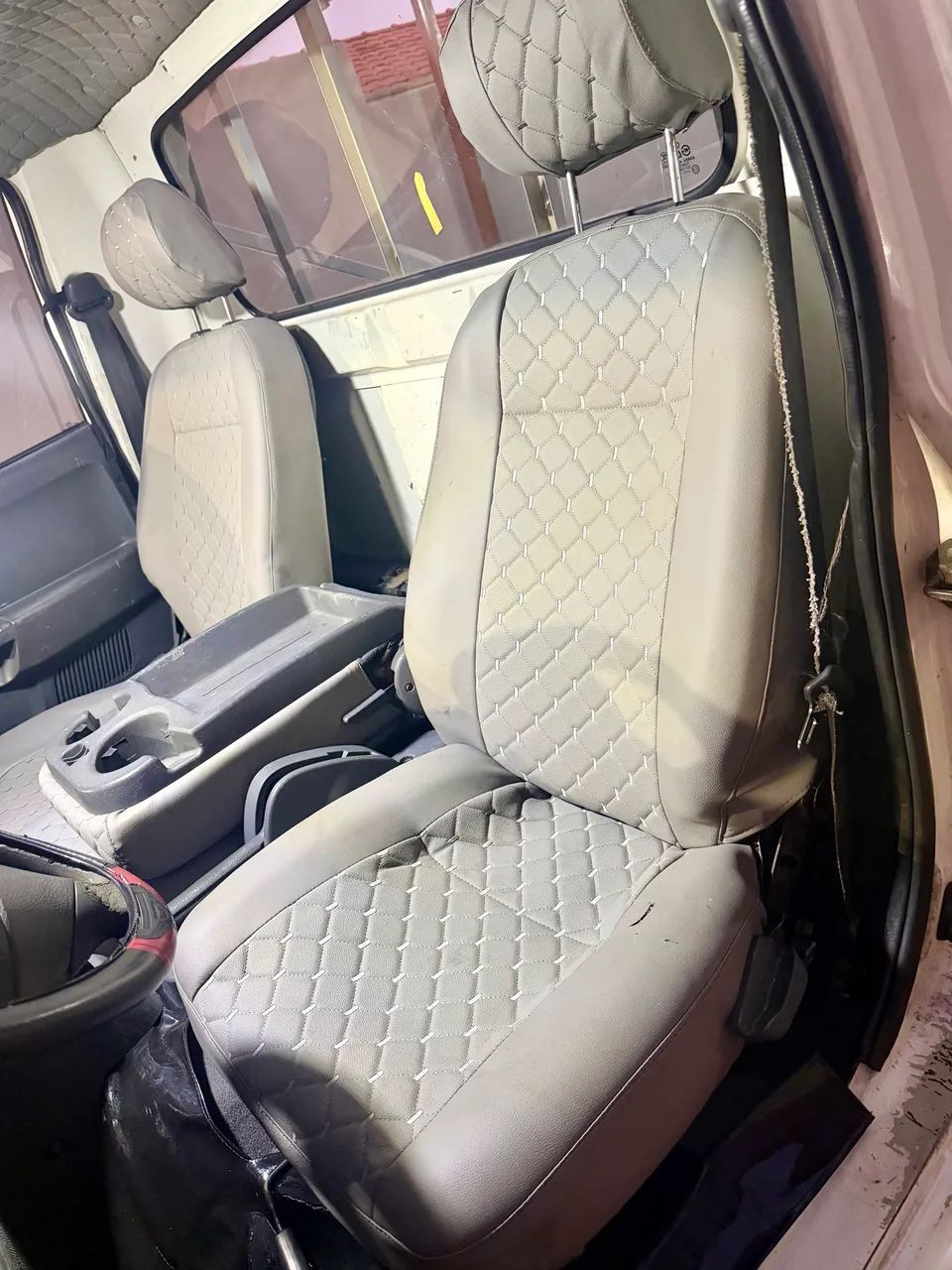 Vendo Kia Bongo 2011 8v  - Foto 5