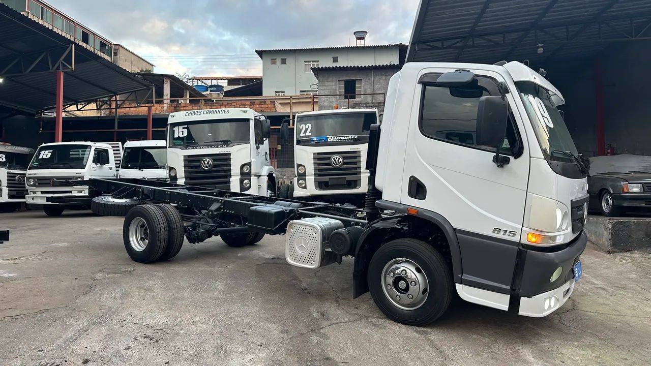 MB accelo 815 CE - Foto 2