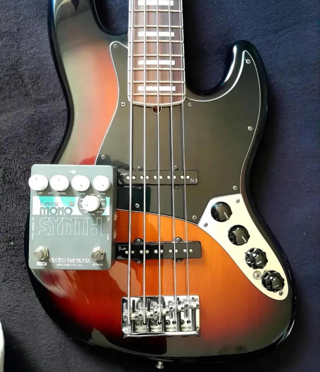 Pedal Electro Harmonix Bass Mono Synth - Perfeito Estado