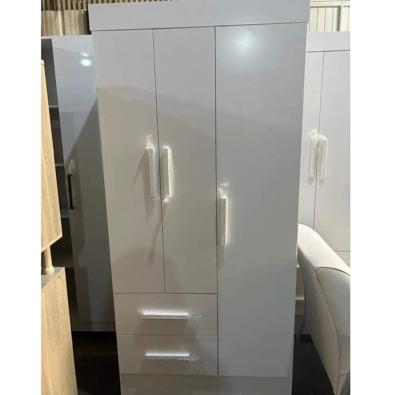 Guarda roupa de solteiro - entrego 