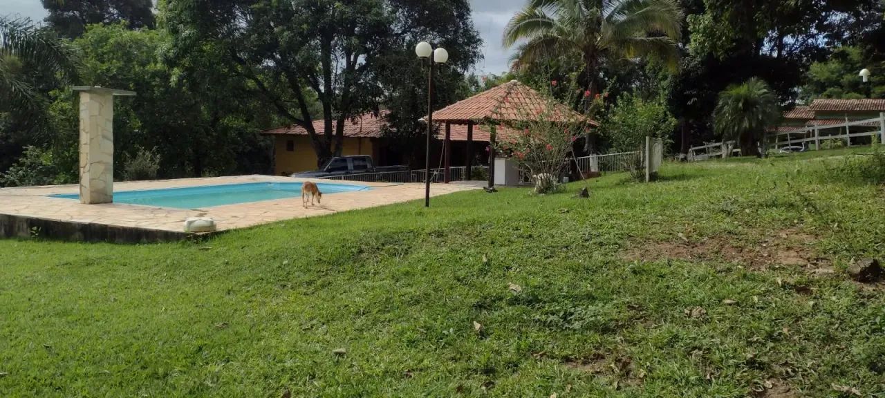 Chácara com acesso Asfaltado e Ribeirão de Água Limpa. - Foto 5