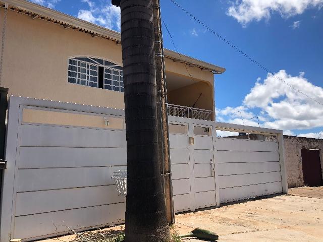 Lindo Sobrado na Qd 122 em Santa Maria, perto de tudo, comércio variado, Top! - Foto 17