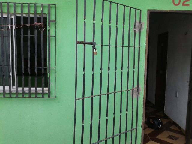 Kitnet no jardim tropical I (cidade operária), 2 quartos e garagem - Foto 3