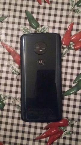 Troco moto G6 play por qualquer iPhone dou um dinheiro de volta