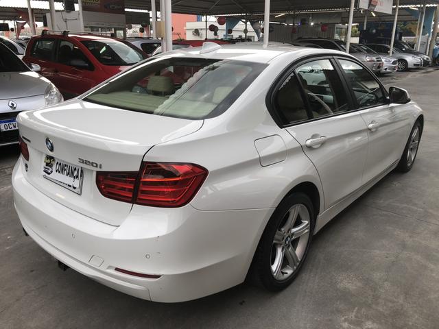 BMW 320i 2014 - Foto 4