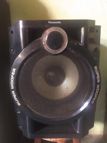 Vende se uma caixa de som da Panasonic