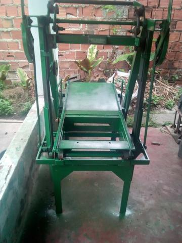 Máquina de fabricar blocos