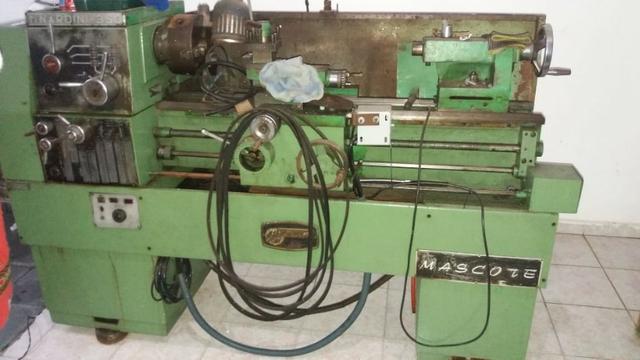 Torno Mecânico Nadine Mascote 350 + Ferramentas