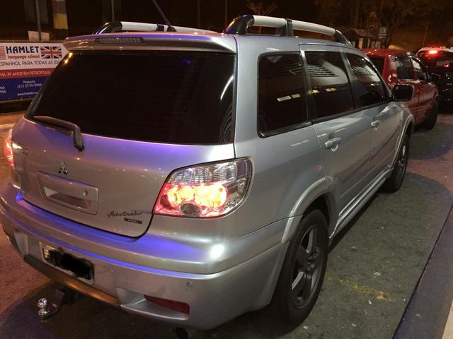 Linda Mitsubishi Airtrek 2.4 MIVEC - GNV 5 geração Landirenzo (ITALIANO) Outlander